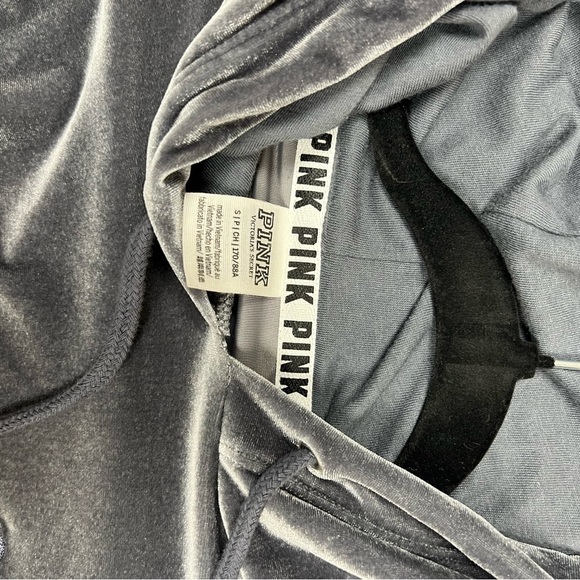 Victoria Secret Pink Grey Cropped Hoodie. Small Spot On Back Right Shoulder. - Picture 3 of 5